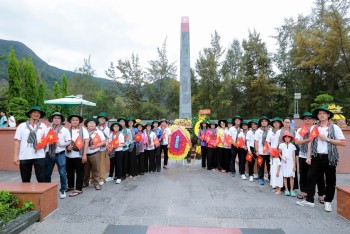 Hành trình "Về nguồn" tại Côn Đảo nhân dịp kỷ niệm 50 năm  ngày giải phóng miền Nam, thống nhất đất nước (30/4/1975 - 30/4/2025)
