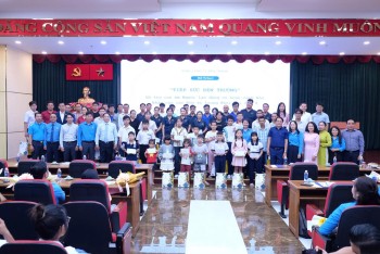 “Tiếp sức đến trường” - Lan tỏa yêu thương từ Khối thi đua 4 – Tổng Công ty Bến Thành