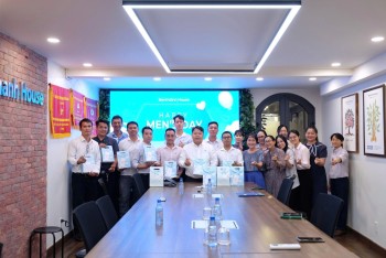 19/11 - Ngày đặc biệt, Lời chúc đặc biệt - Cám ơn những người bạn đồng hành