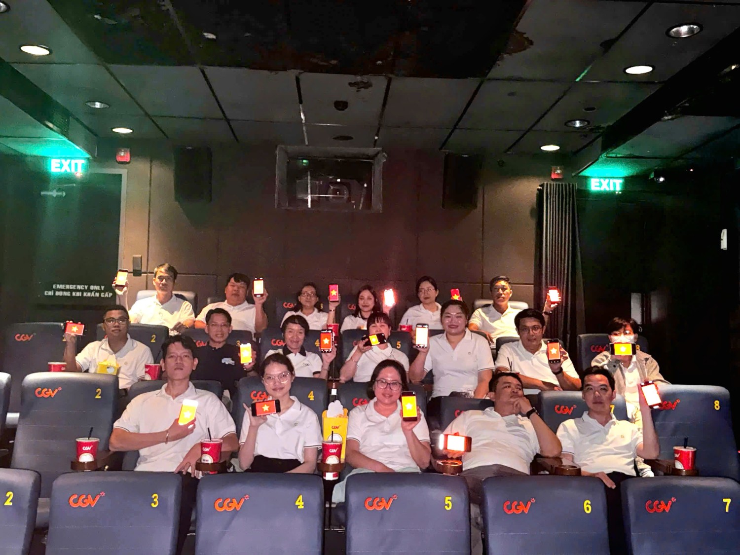 z7003523275528 78da2e559926ba8bae9ebcc8c8527b1b